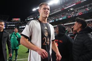 DFB-Auswahl für Behrens "nicht nah dran"