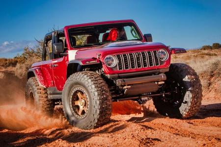 03/2024 Jeep Low Down / Willys Dispatcher / Gladiator Rubicon / Vacationeer Concept Moab Easter Jeep Safari