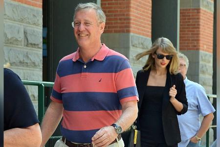 Taylor Swifts Vater entkommt Klage wegen Körperverletzung