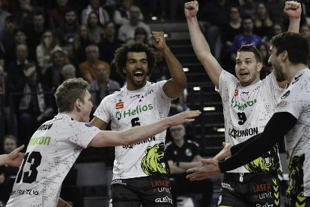 Volleyball: Giesen legt gegen Friedrichshafen vor