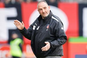 Schmidt hadert mit Platzverweis - und freut sich über Punkt