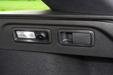 Opel Astra Sportstourer Fernentriegelt