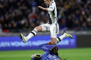 Popp-Nachfolge: Schüller wird "niemals Kapitänin"