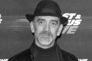 Britischer Schauspieler Adrian Schiller unerwartet verstorben