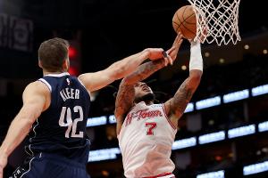 Nowitzki als Fan: Mavericks mit Kleber auf Play-off-Kurs