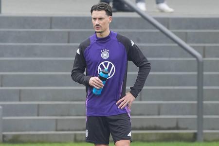 Robin Koch - ohne Bewertung - In Frankfurt gesetzt, bei der Nationalmannschaft in der Rolle des Herausforderers. Ohne Minuten gegen Frankreich und die Niederlande.