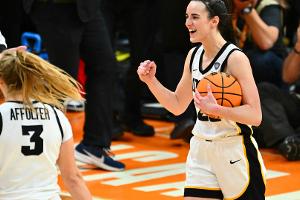 Basketball-Wunderkind Clark immer näher an erstem Titel