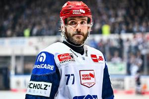 DEL: Pfaffengut verlässt Schwenningen - Topscorer bleibt