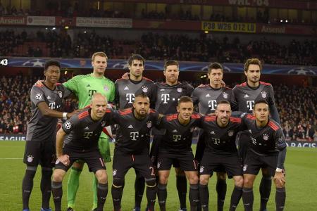 Diese Bayern-Legenden schossen Arsenal 2017 ab - Am Dienstag (21:00 Uhr) trifft der FC Bayern im Hinspiel des Champions-League-Viertelfinals auf den FC Arsenal. Letztmals standen sich beide Teams am 7. März 2017 in der Königsklasse gegenüber. Damals feierte der Rekordmeister einen 5:1-Kantersieg. Diese Legenden standen im Münchner Trikot auf dem Platz: