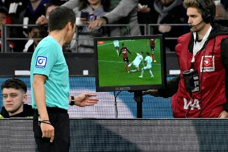 Nach Rot: Werders Stage und Frankfurts Tuta gesperrt