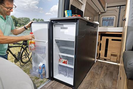 Sunlight Cliff 640 (2024) f