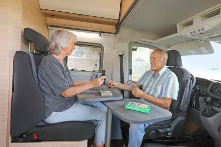 Hobby Maxia Van 680 - Dinetten-Tisch