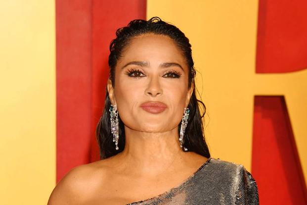 Bei Salma Hayek sorgte das Muttersein für gemischte Gefühle. Auf der einen Seite fühlte sie sich so stark wie nie zuvor, doch sie dachte auch: 