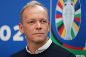 "Ideale Besetzung": Stenger wird DFB-Direktor