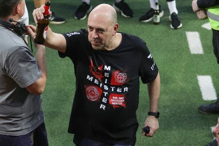 Carro rudert zurück: 