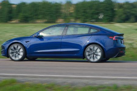 Tesla Model 3 Facelift 2033