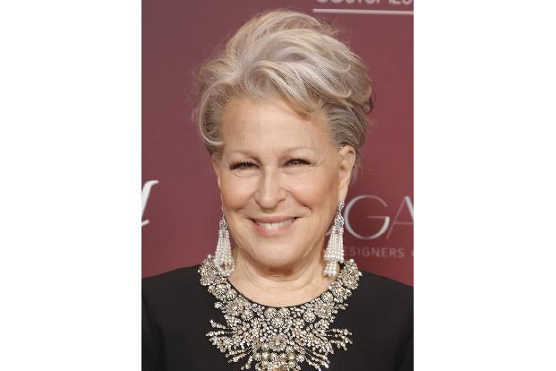 Bette Midler forderte ihre Fans auf X auf: 