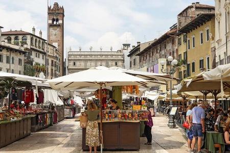 Camping Mario Village