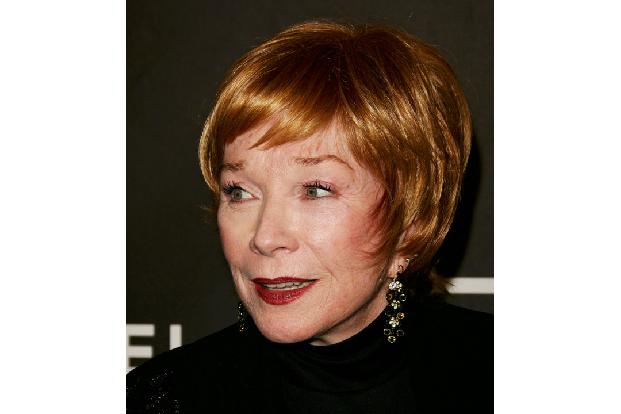 Die Karriere war für Shirley MacLaine immer wichtig. So lebte sie mit ihrem Ex-Mann Steve Parker in einen offenen Ehe; er wohnte mit Tochter Sachi in Japan, während sie Filme drehte. Immerhin sprach Shirley konsequenterweise fließend japanisch.