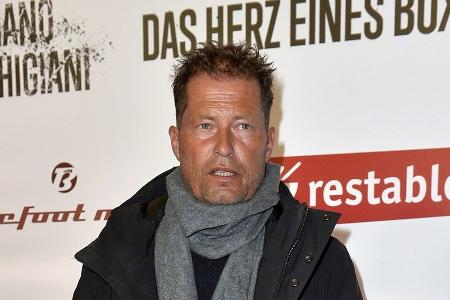 Til Schweiger zieht vom Leder: 