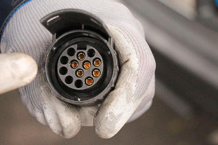 Anhaengekupplung pflegen f