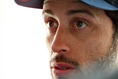 Reihenweise Knochenbrüche: Dovizioso vorerst im Rollstuhl