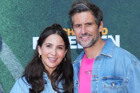 Chryssanthi Kavazi, Tom Beck