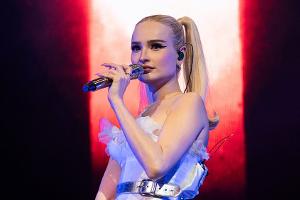 "Gesundheitliche Probleme": Kim Petras sagt Festival-Auftritte ab