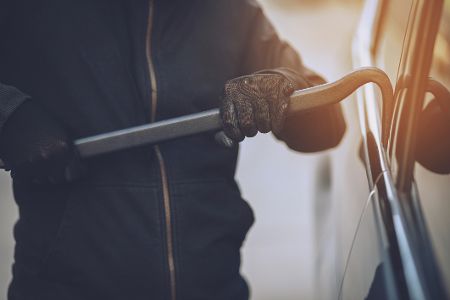 E-Auto oder Verbrenner: Mit welchem Auto sind Sie vor Dieben sicherer?