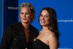 Nach Coming-Out: Sophia Bush mit Ashlyn Harris auf dem roten Teppich