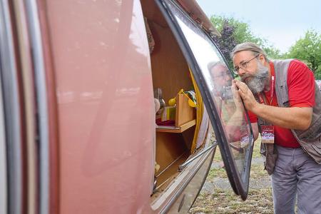 Caravan Oldtimer Dethleffs Fenster