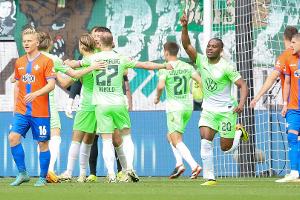 Klassenerhalt ganz nah: Wolfsburg ohne Mühe gegen Darmstadt