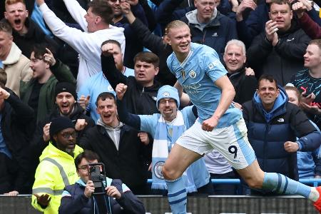 Haaland-Viererpack hält City auf Meisterkurs