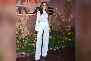 Jennifer Lopez verzaubert im Transparenz-Look