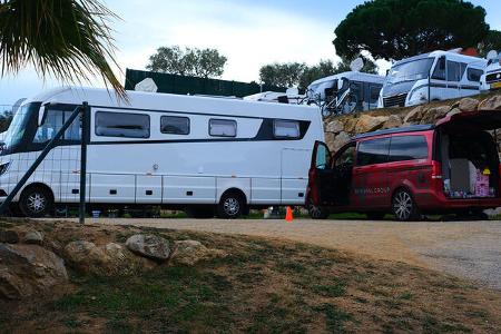 Pössl Campstar kompakter Campervan Campingplatz