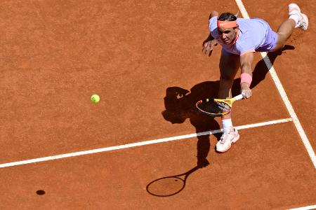 Nadal kämpft sich in die zweite Runde von Rom