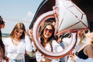 Mit diesen Gadgets wird der Junggesellinnenabschied ein Highlight