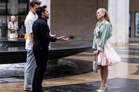 Sarah Jessica Parker holt Carries berühmten 90er-Look zurück