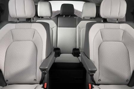 Land Rover Defender 2049