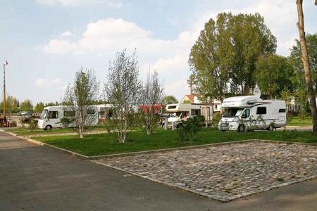 Stellplatz am Schlosshafen?