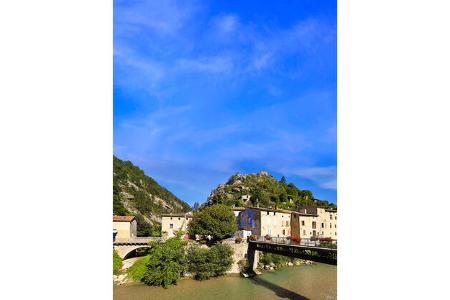 3 Volltreffer Drome Dorf Pontaix: