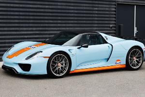 Porsche 918 Weissach Gulf-Lackierung (2015) Exterieur