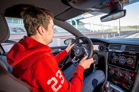 as0519, Fahrbericht, VW Golf GTI TCR, Interieur