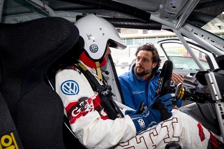 as0519, Fahrbericht, VW Golf GTI TCR, Interieur