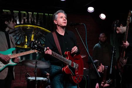 Kiew: US-Außenminister Antony Blinken greift in Nachtclub zur Gitarre