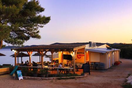 Camping Ugljan Resort Bar