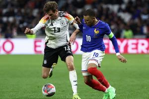 Müller verkündet Nominierung selbst - und macht sich einen Spaß