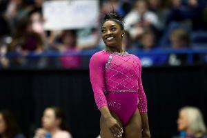 Turnen: Biles mit überragendem Saisoneinstieg