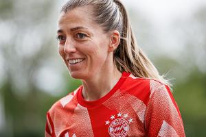 "Noch mehr erreichen": Sembrant verlängert bei Bayern-Frauen