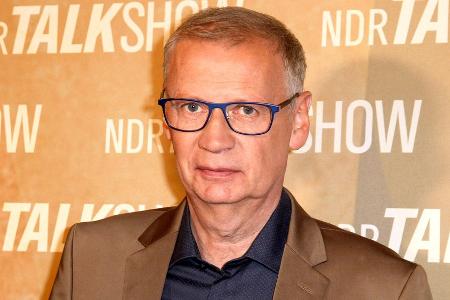 Nach Überflutung: Günther Jauch packt auf seinem Weingut mit an